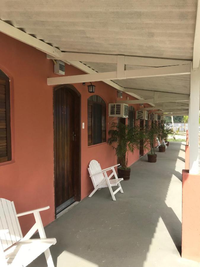 Iate Clube Rio Verde - Ilha Comprida Cananéia Zewnętrze zdjęcie